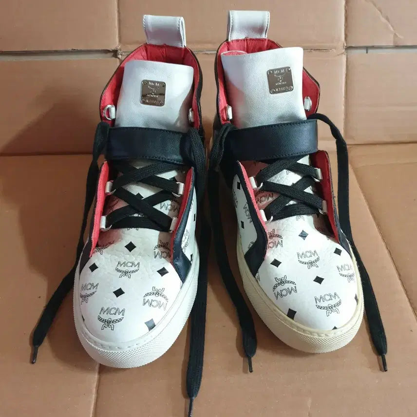 [BUNJANG] MCM Shoes Size 39 / mcm 신발 39사이즈