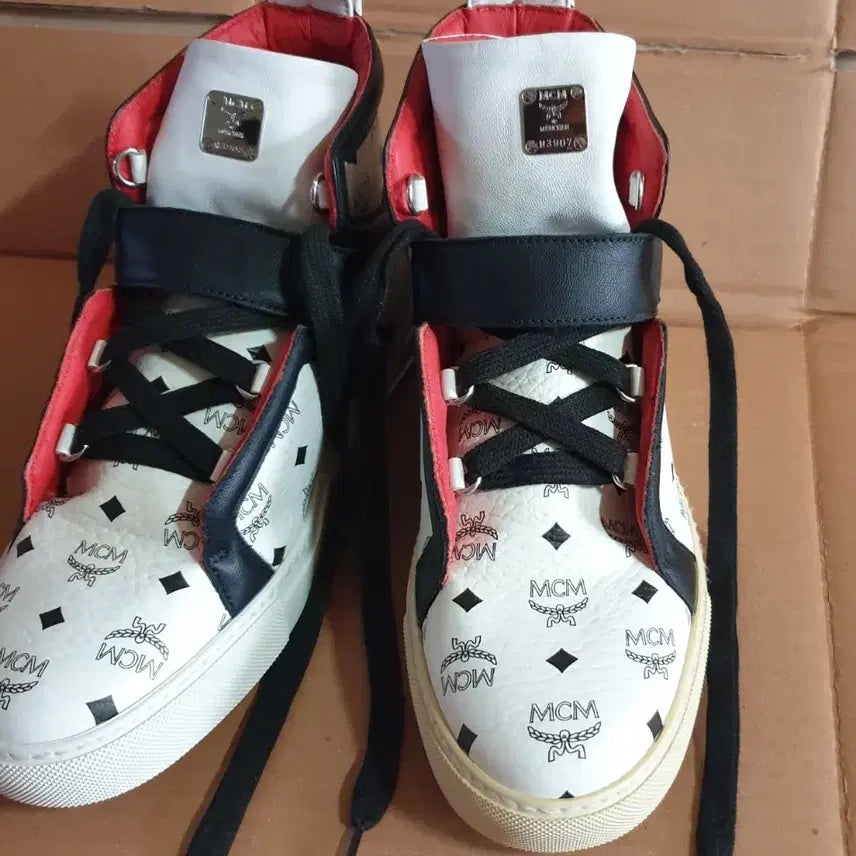 [BUNJANG] MCM Shoes Size 39 / mcm 신발 39사이즈