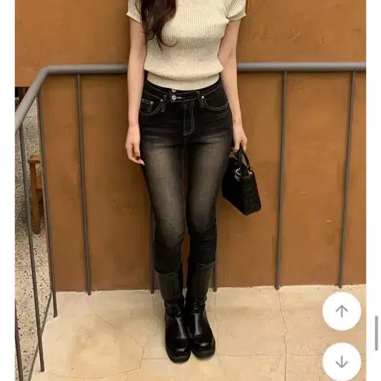 [BUNJANG] Young &amp; Rich Bamboo Girl Half-Sleeve Knit Top / 영앤리치 뱀부 걸지 반팔 니트 아이보리