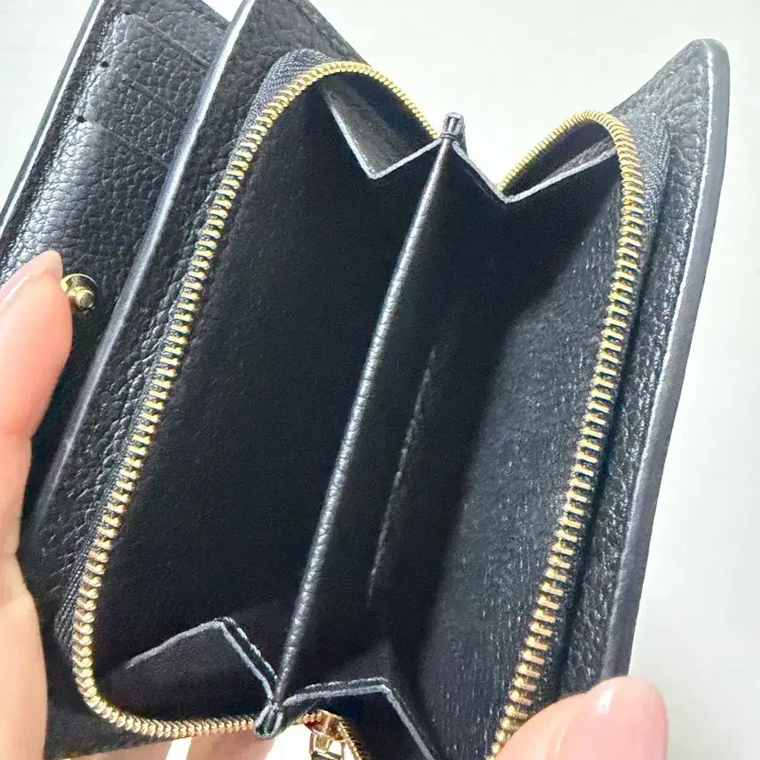 [BUNJANG] Louis Vuitton Cléa Wallet Black / 루이비톤 반지갑 클레아 검정 흑색 Louis Vuitton wallet