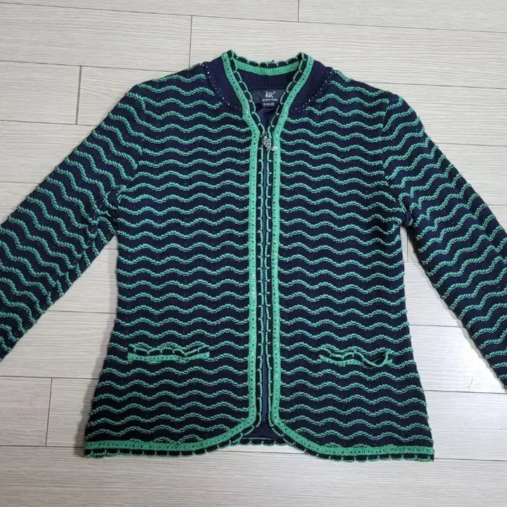 [BUNJANG] J.R BOUTIQUE 니트 가디건 88-98-165(66) / J.R BOUTIQUE 니트 가디건 88-98-165(66)
