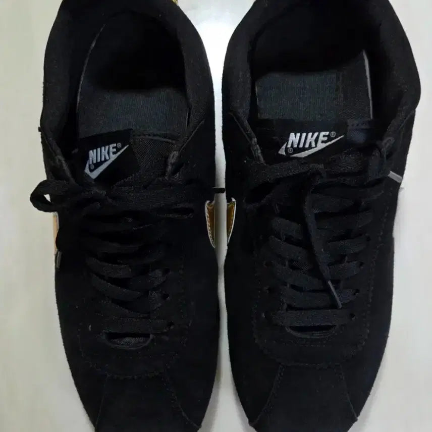 [BUNJANG] Nike Cortez Black Gold Suede Men&
