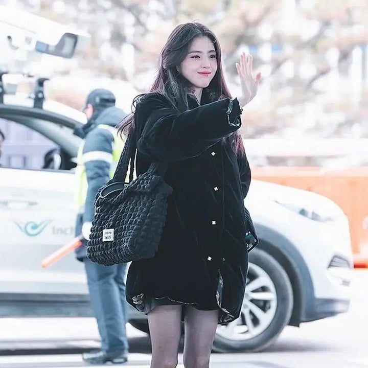[BUNJANG] Jead Re Pfe V5 Croffle Shoulder Bag Black / 한소희 착용) 제드레페브5 크로플 숄더백 블랙