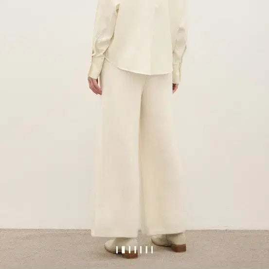 [BUNJANG] The Cashmere Silk Blend Mock Neck Top / 더캐시미어 실크 블렌드 모크넥 탑