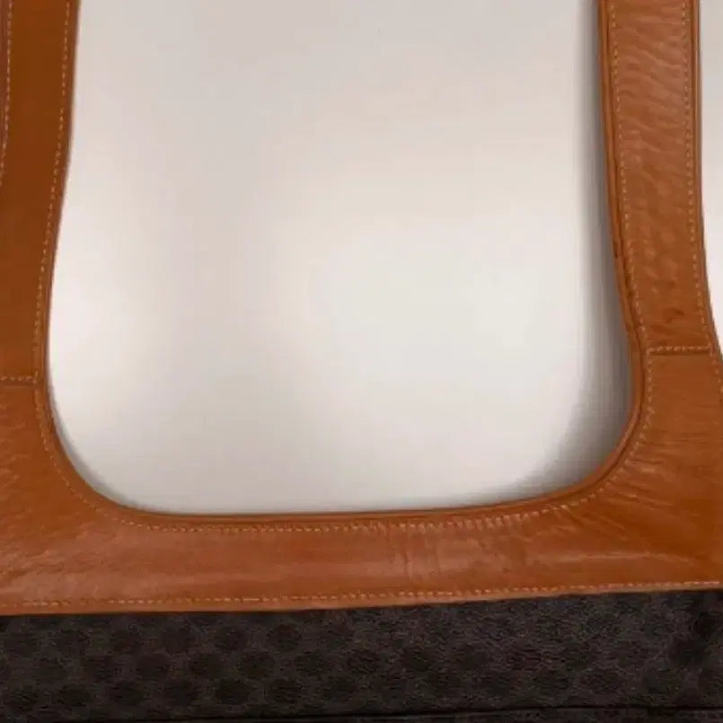 [BUNJANG] Celine Macadam Pattern Shoulder Bag / (정품) 셀린느 마카담 패턴이 돋보이는 숄더백