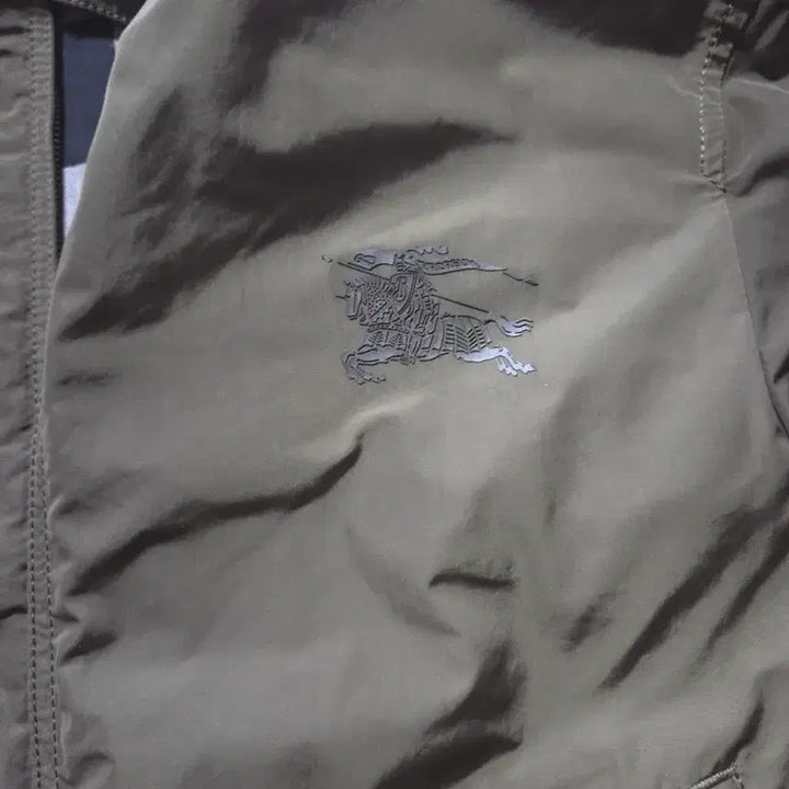 [BUNJANG] Burberry Brit Nylon Harrington Bomber Crop Jacket / 버버리 브릿 나일론 해링턴 보머 블루종 크롭 자켓