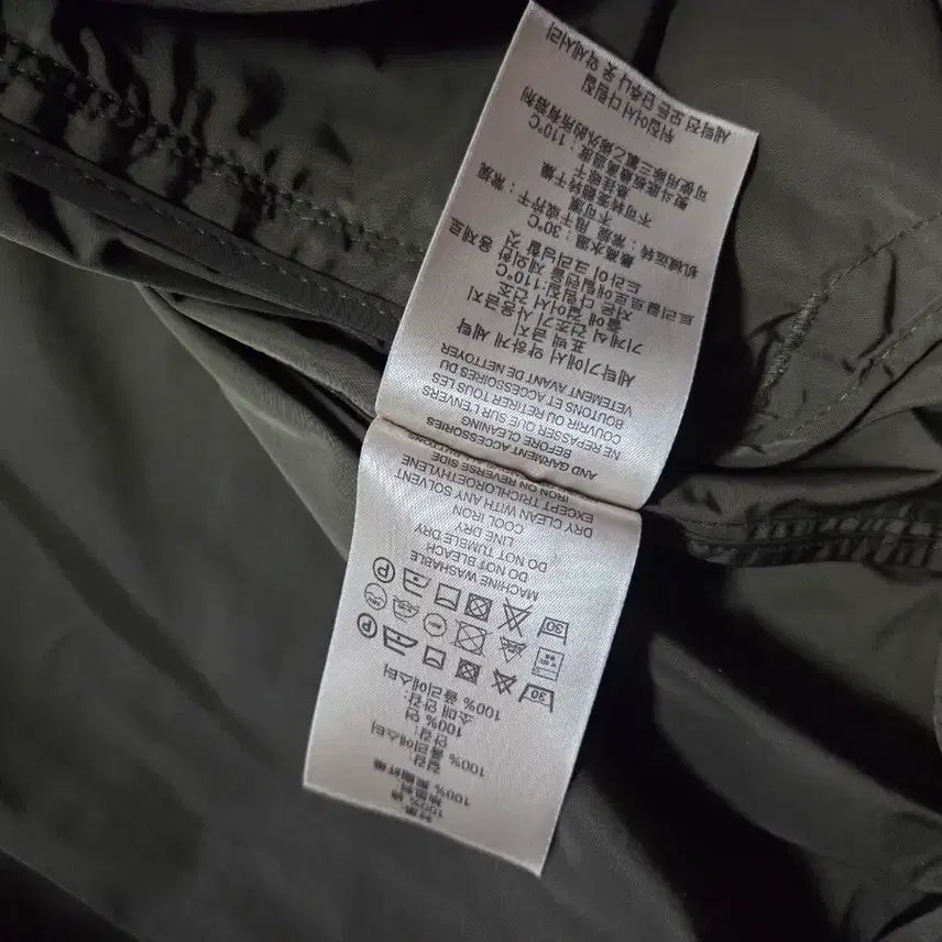 [BUNJANG] Burberry Brit Nylon Harrington Bomber Crop Jacket / 버버리 브릿 나일론 해링턴 보머 블루종 크롭 자켓