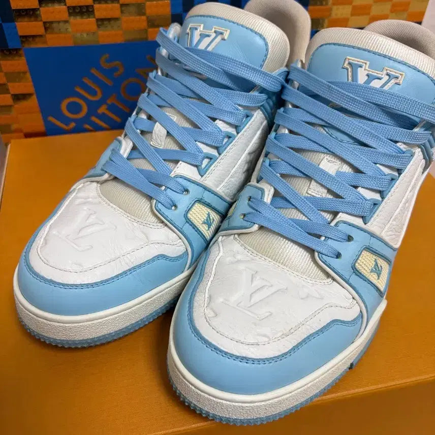 [BUNJANG] Louis Vuitton Trainer Blue Ciel Sneakers / [7.5/정품 풀구성] 루이비통 트레이너 블루 시엘(하늘색)