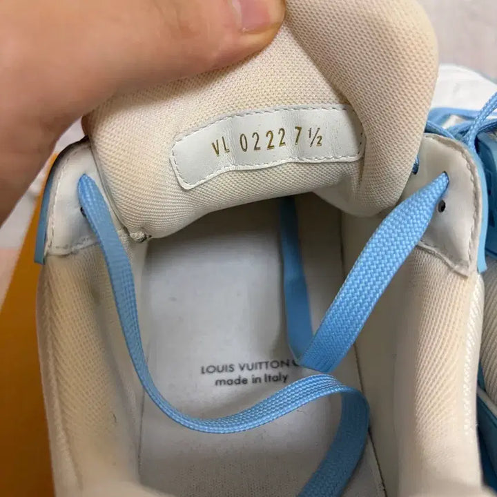 [BUNJANG] Louis Vuitton Trainer Blue Ciel Sneakers / [7.5/정품 풀구성] 루이비통 트레이너 블루 시엘(하늘색)