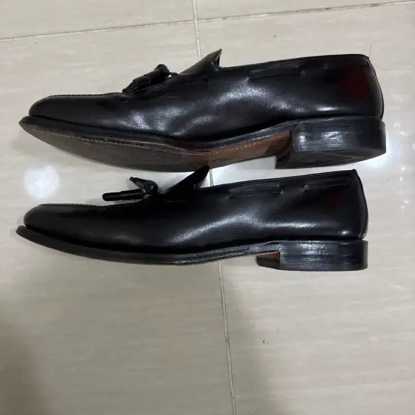 [BUNJANG] Allen Edmonds Grayson Black Tassel Loafers / 알렌 에드몬즈 Grayson 검정 태슬 로퍼