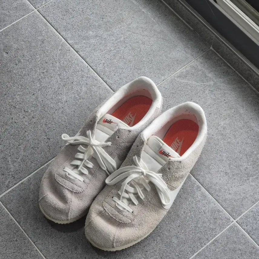 [BUNJANG] Cortez Suede Sneakers / 코르테즈 스웨이드 300