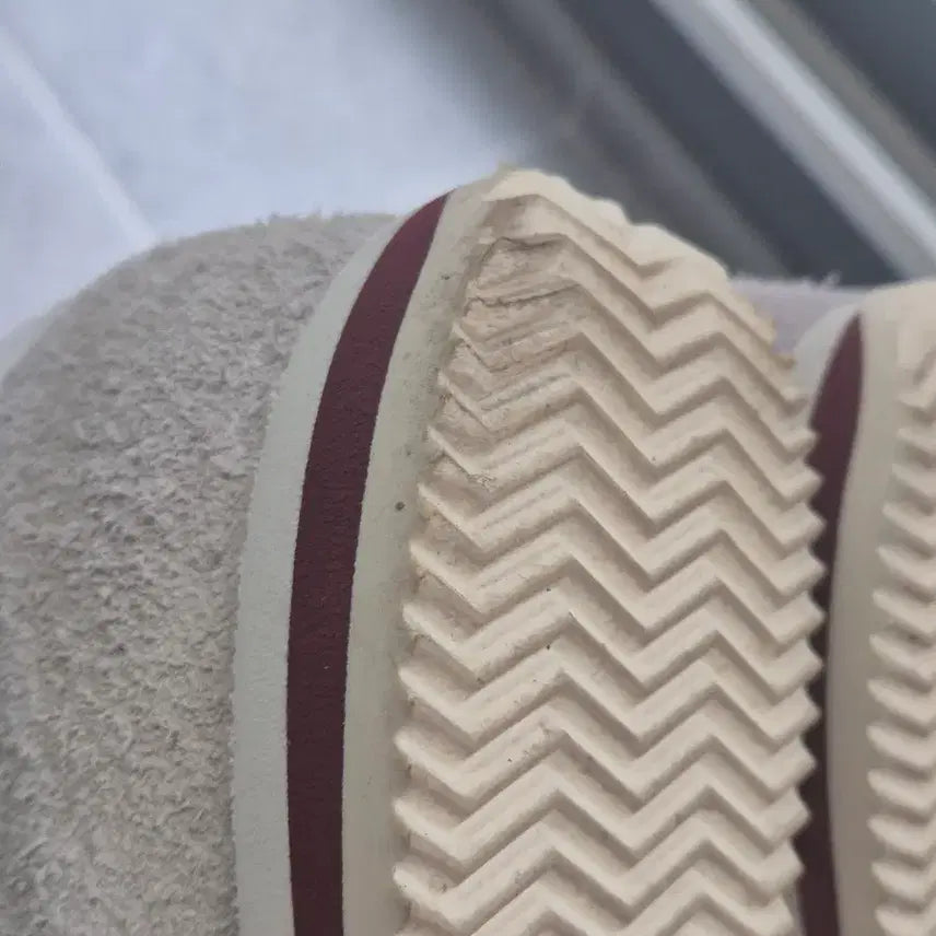 [BUNJANG] Cortez Suede Sneakers / 코르테즈 스웨이드 300