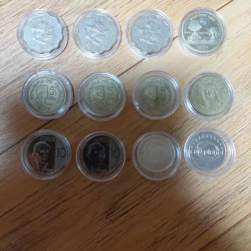 [BUNJANG] Foreign Coin Collection Bundle (Thailand, Hong Kong, USA, Japan, Philippines, etc.) with 25mm Coin Capsules / 외국 동전  (태국, 홍콩, 미국,일본, 필리핀 등)