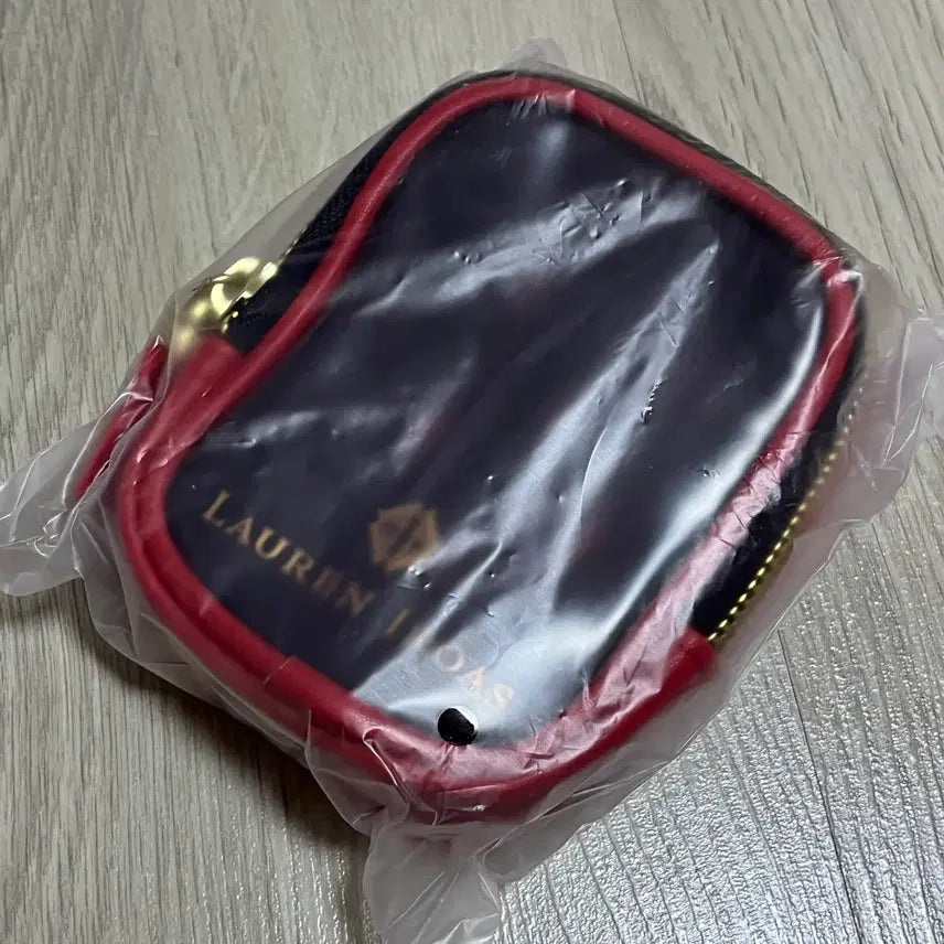 [BUNJANG] Lauren Iroas Eden Gummy 4th Anniversary Pape Pouch / 로렌 이로아스 에덴구미 4주년 파페 파우치