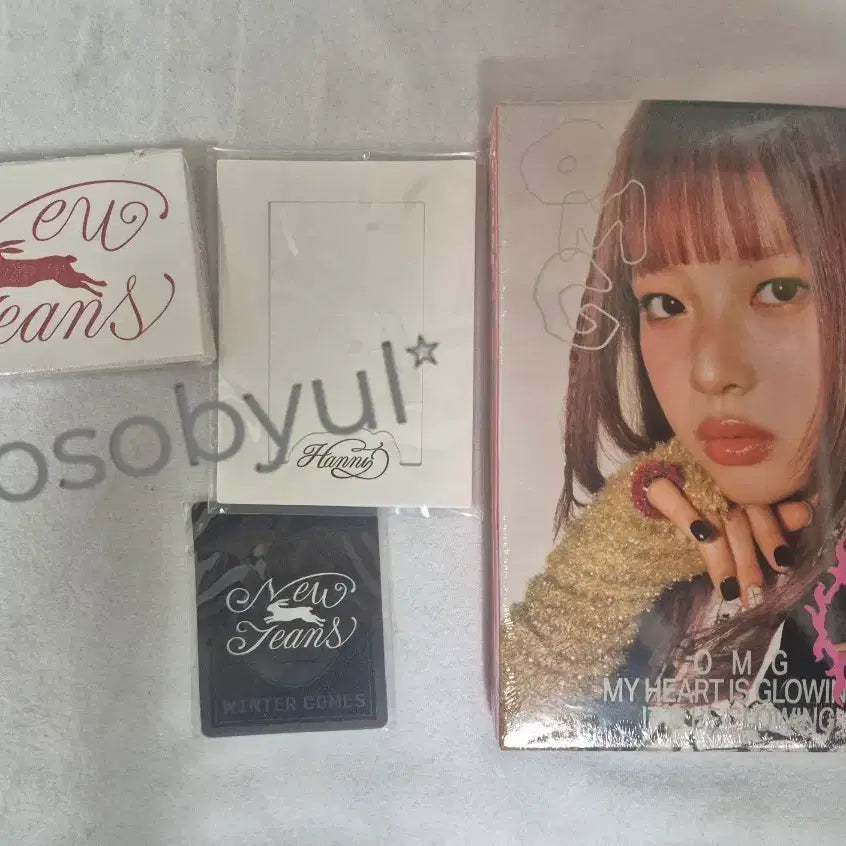 [BUNJANG] NewJeans OMG Hanni Photocard Bundle Set Album / (미개봉)뉴진스 OMG 앨범 + 하니 포토카드 일괄