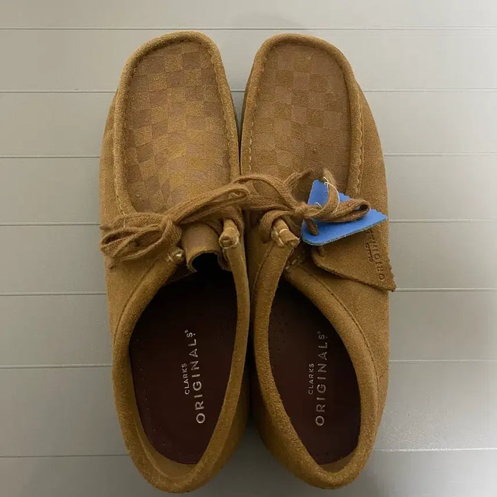 [BUNJANG] F-LAGSTUF-F x Clarks Wallabee Checkerboard Shoes / [새상품] 플래그스터프 x 클락스 왈라비 체커보드 265(US9)