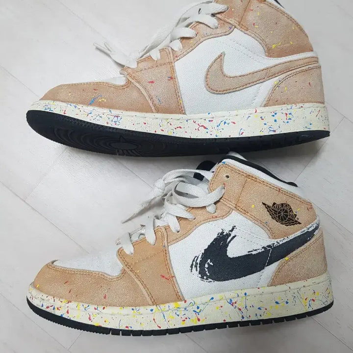 [BUNJANG] Air Jordan 1 Mid SE "Brushstroke" Sneakers / 조던1 미드 SE 브러쉬 스트로크