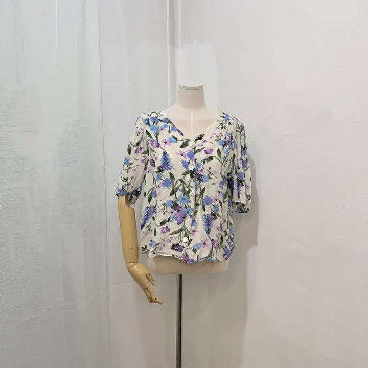 [BUNJANG] Flower Pattern Short Sleeve Blouse Shirt / 나무그림 꽃무늬 플라워 반팔블라우스 반팔셔츠 4447