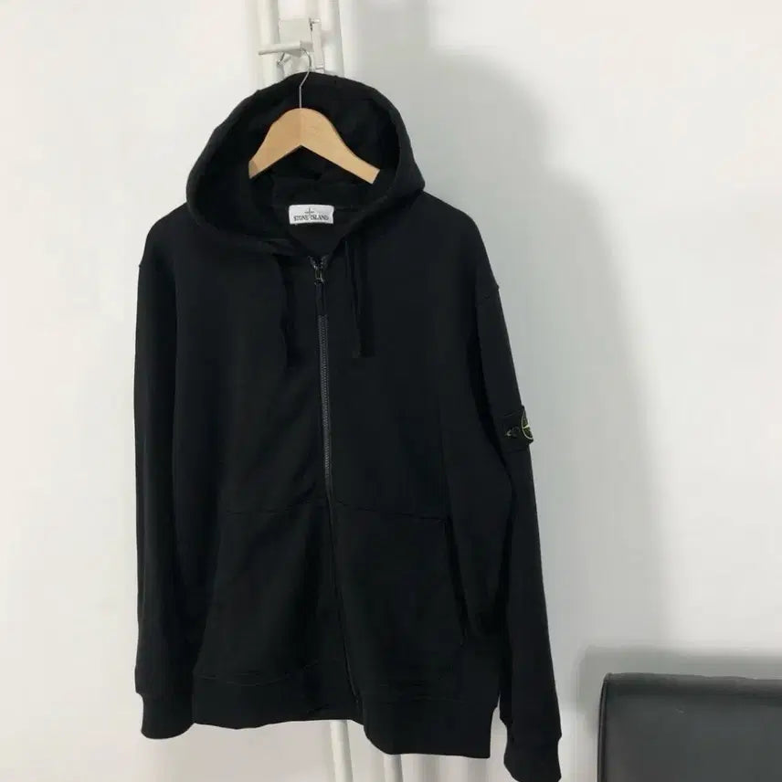 [SOLD OUT] 24SS 스톤아일랜드 가먼트다잉 후드집업 (새상품급)