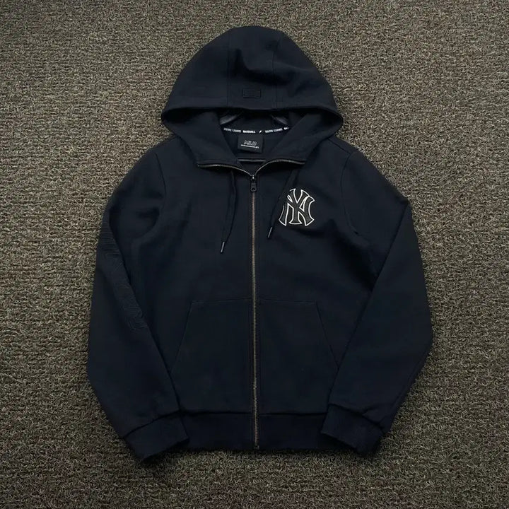 [SOLD OUT] MLB 뉴욕양키스 블랙 후드집업