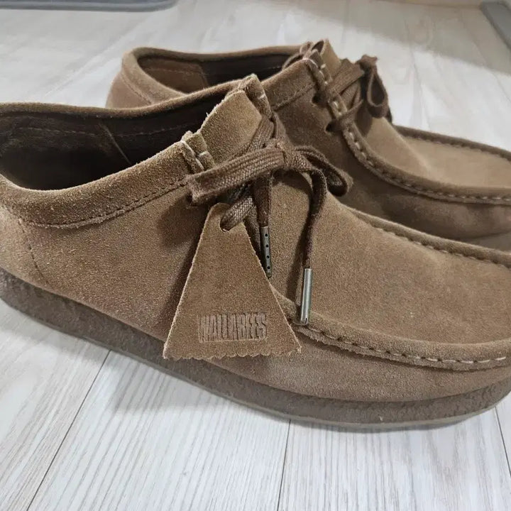 [BUNJANG] Clarks Wallabee Cola Suede Shoes / 클락스 왈라비 콜라 265 eu42