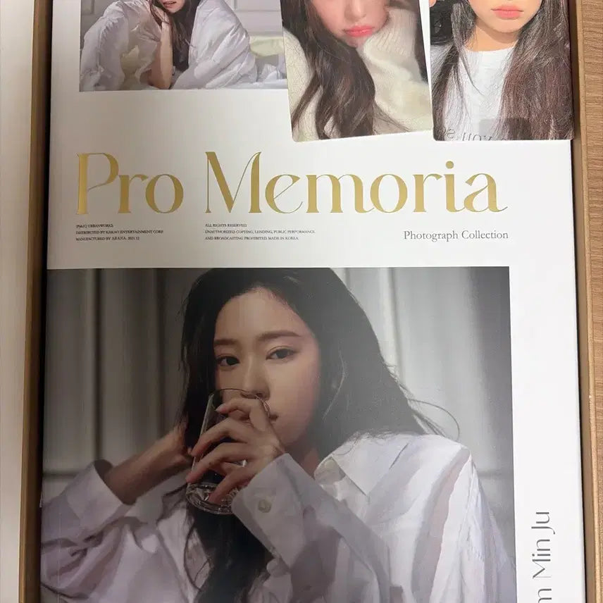 [BUNJANG] IZ*ONE Kim Min Ju Pro Memoria Photobook Bundle Set / 포카 포함 풀셋) 샤이닝 아이즈원 청설 김민주 프로 메모리아 Pro Me