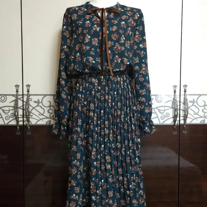 [BUNJANG] Pleated Dress Floral Print / 플리츠  원피스