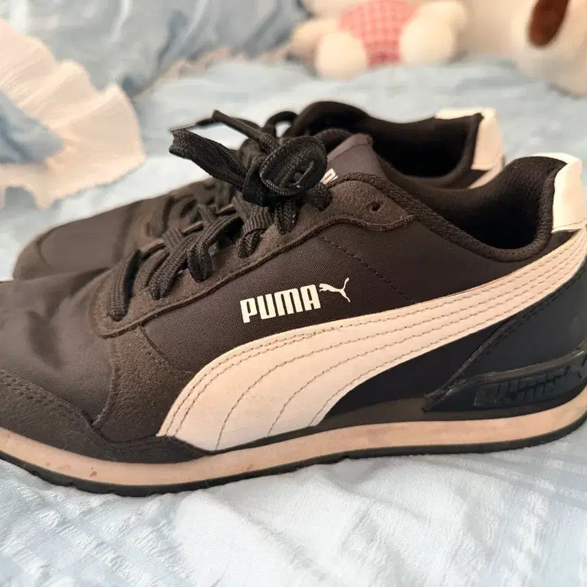 [BUNJANG] Puma Black/White Sneakers Size 225 / [상태좋음] Puma 운동화 225 / 블랙화이트 스니커즈