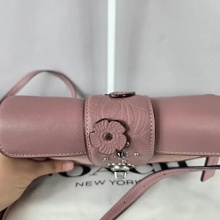 [BUNJANG] COACH 코치 플라워 꽃 가죽 크로스백 가방 정품 핑크 / COACH 코치 플라워 꽃 가죽 크로스백 가방 정품 핑크