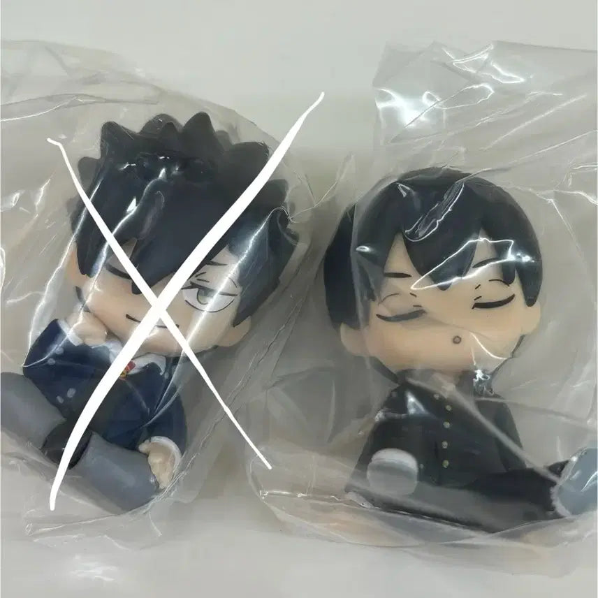 [BUNJANG] Haikyuu Kageyama Shoulder-Hugging Figure / 하이큐 어깨쿵 교복 가챠 카게야마