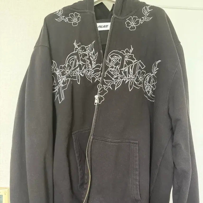 [BUNJANG] Palace Flexus Zip Hoodie Black / 팔라스 플렉서스 집 후드 블랙