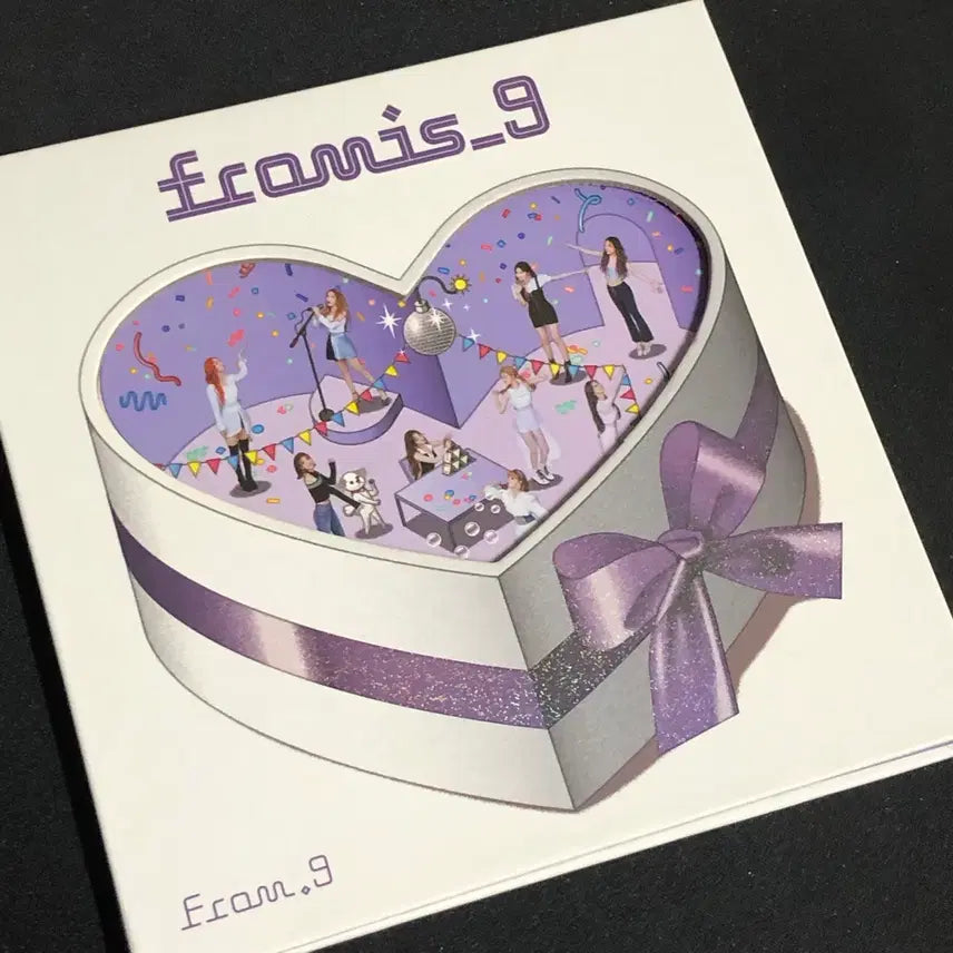 [BUNJANG] fromis_9 Love Bomb Album Unsealed / 프로미스나인 럽밤 앨범 개봉