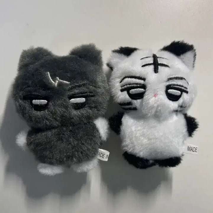 [BUNJANG] ENHYPEN Jay NyanJjong &amp; JjongRang Doll Set / 엔하이픈 제이인형 냥쫑군&amp;쫑랑군 세트 양도