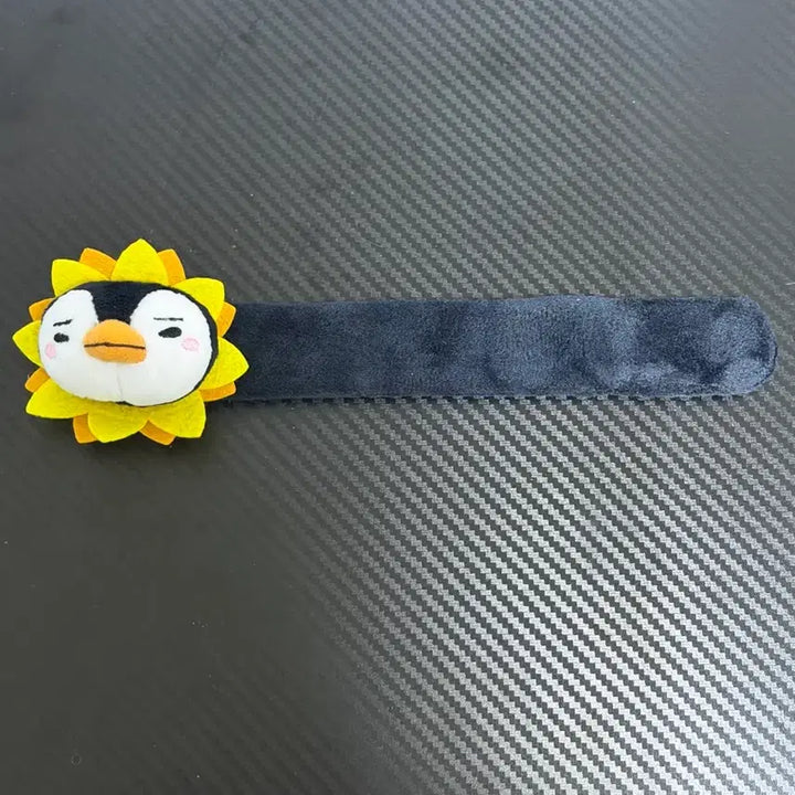 [BUNJANG] Junho Penguin Sunflower Wrist Strap / 준호 펭펭 해바라기 손목스트랩