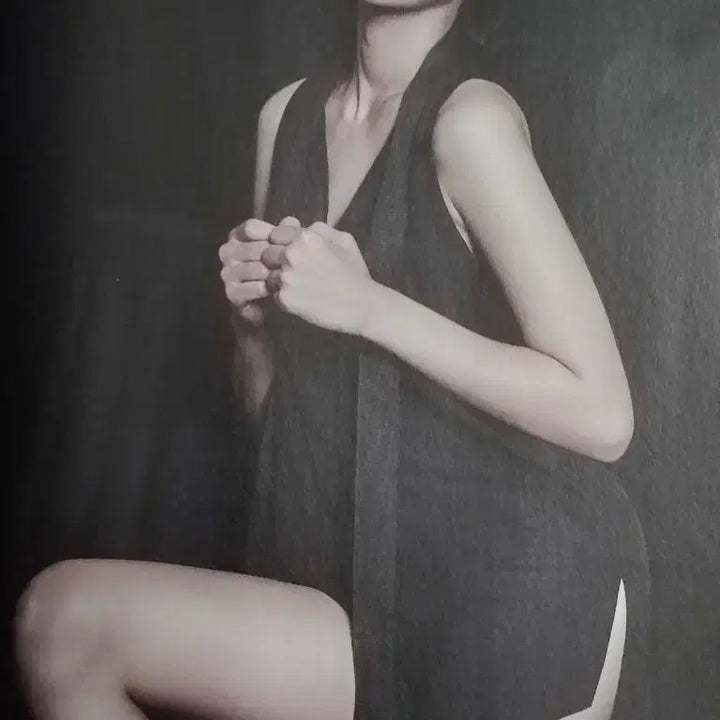 [BUNJANG] Chae Soo-bin Magazine (Cover Ji Chang-wook) / 채수빈 배우 화보 잡지(커버 지창욱)