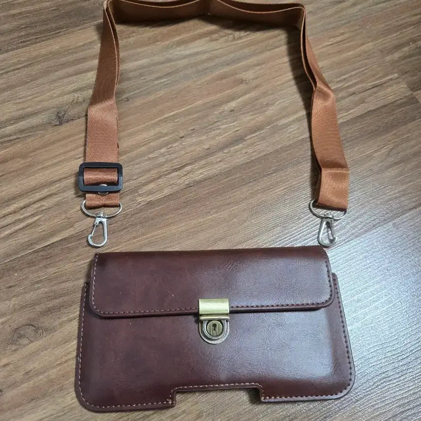 [BUNJANG] Leather Crossbody Waist Belt Wallet / 가죽 크로스백 허리 벨트 월렛 지갑
