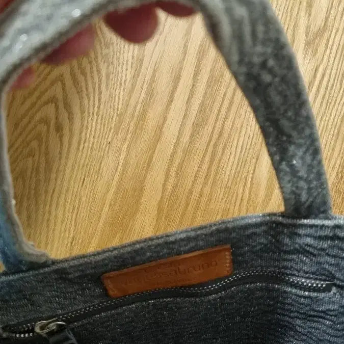 [BUNJANG] 바네사브루노 스팽글 펄 카바스 숄더 토트숄더백 / 바네사브루노 스팽글 펄 카바스 숄더 토트숄더백