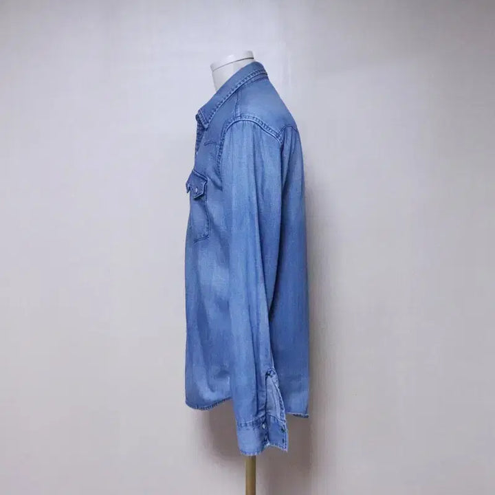 [SOLD OUT] 리바이스 남성100 데님 셔츠 (6)