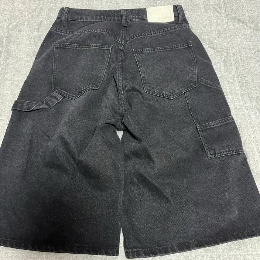 [SOLD OUT] 스웨이드 카펜더 데님 버뮤다팬츠 블랙S