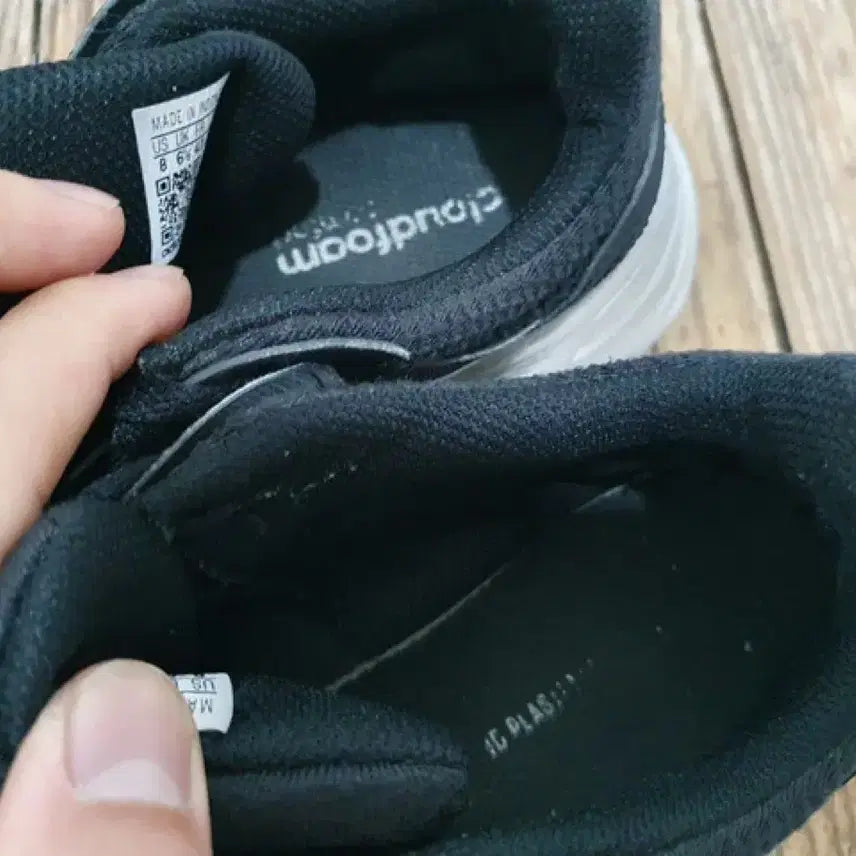 [SOLD OUT] 아디다스 PGS 789005 운동화 (250MM)