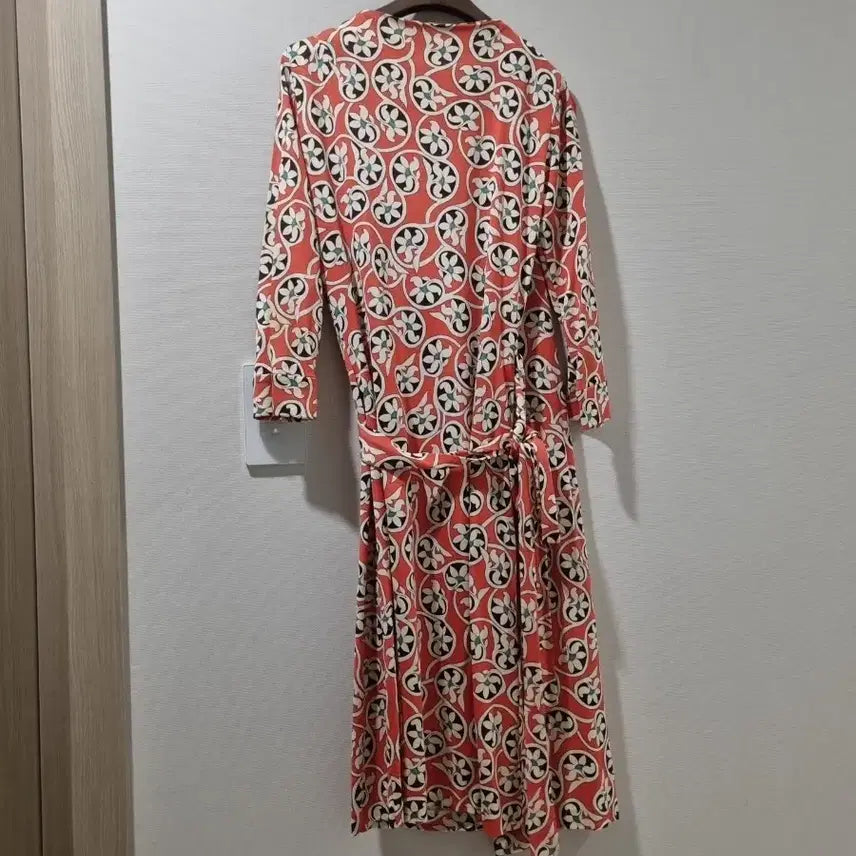 [BUNJANG] DIANE VON FURSTENBERG 실크 랩 원피스 2 / DIANE VON FURSTENBERG 실크 랩 원피스 2