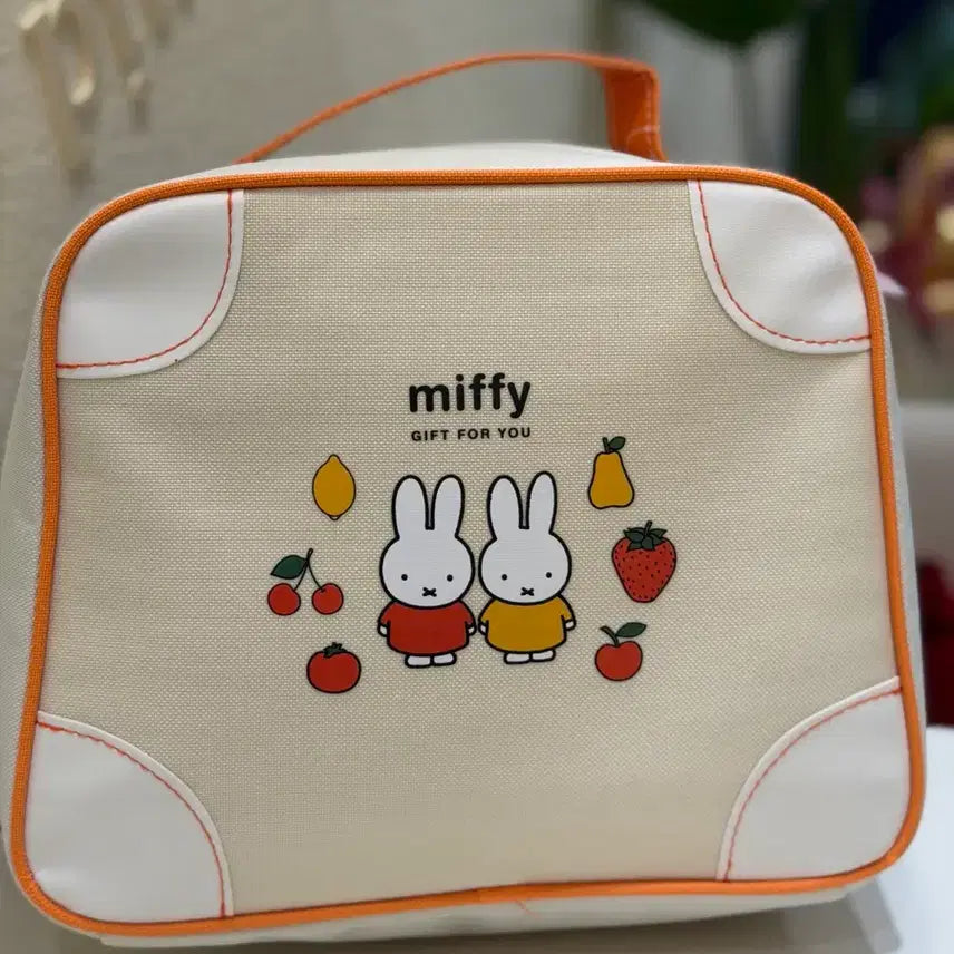[SOLD OUT] 미피 방수 보냉백 가방 새상품