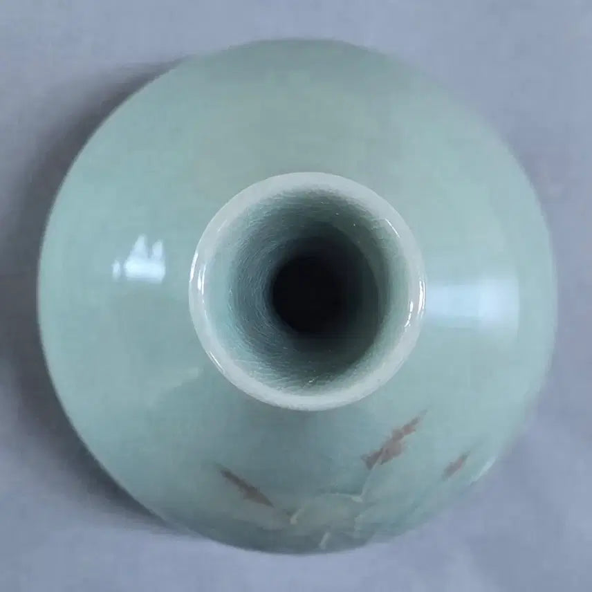 [BUNJANG] 송남 신상호 청자 수금문 주병(25cm) / 송남 신상호 청자 수금문 주병(25cm)