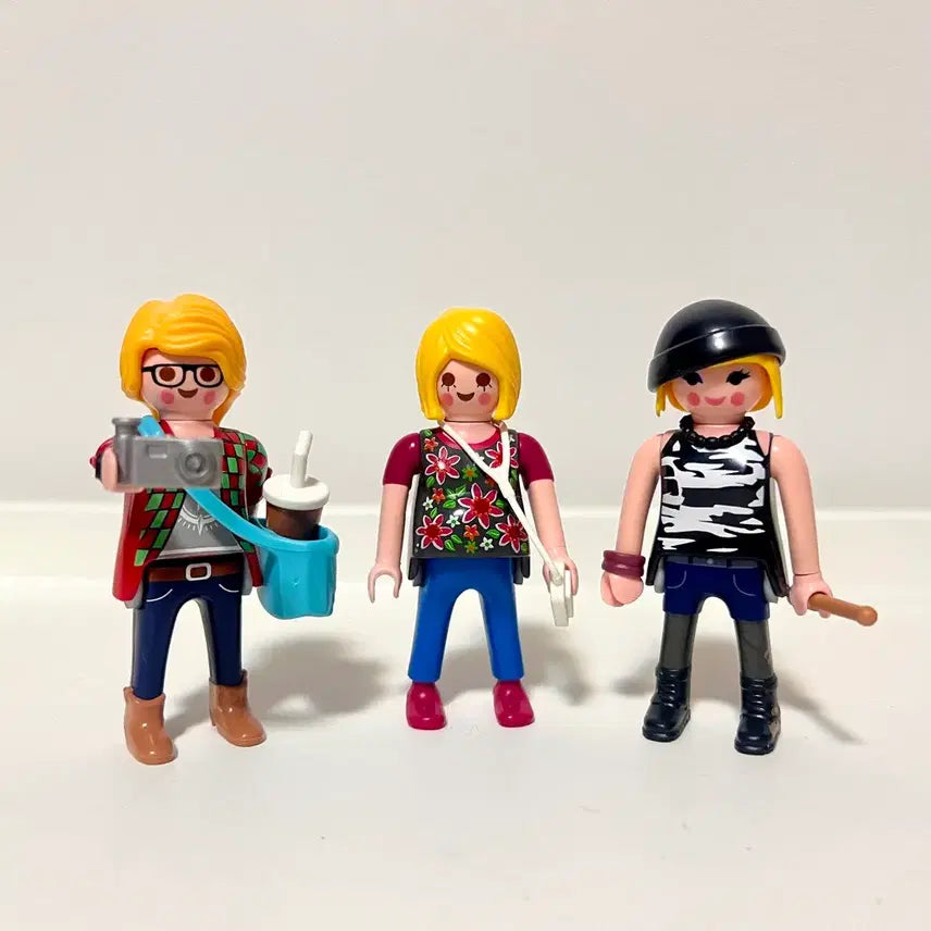 [BUNJANG] Playmobil 여성 피규어 3종 일괄 / Playmobil 여성 피규어 3종 일괄