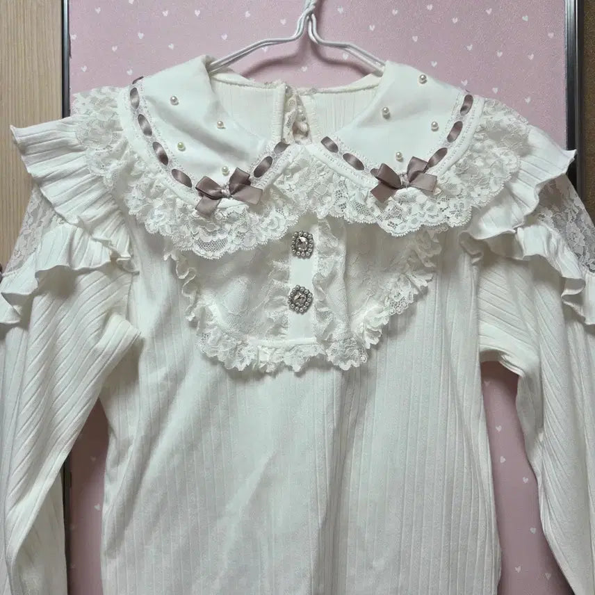 [SOLD OUT] 노에미 니트 블라우스 양산형 양지뢰 일브 리즈리사