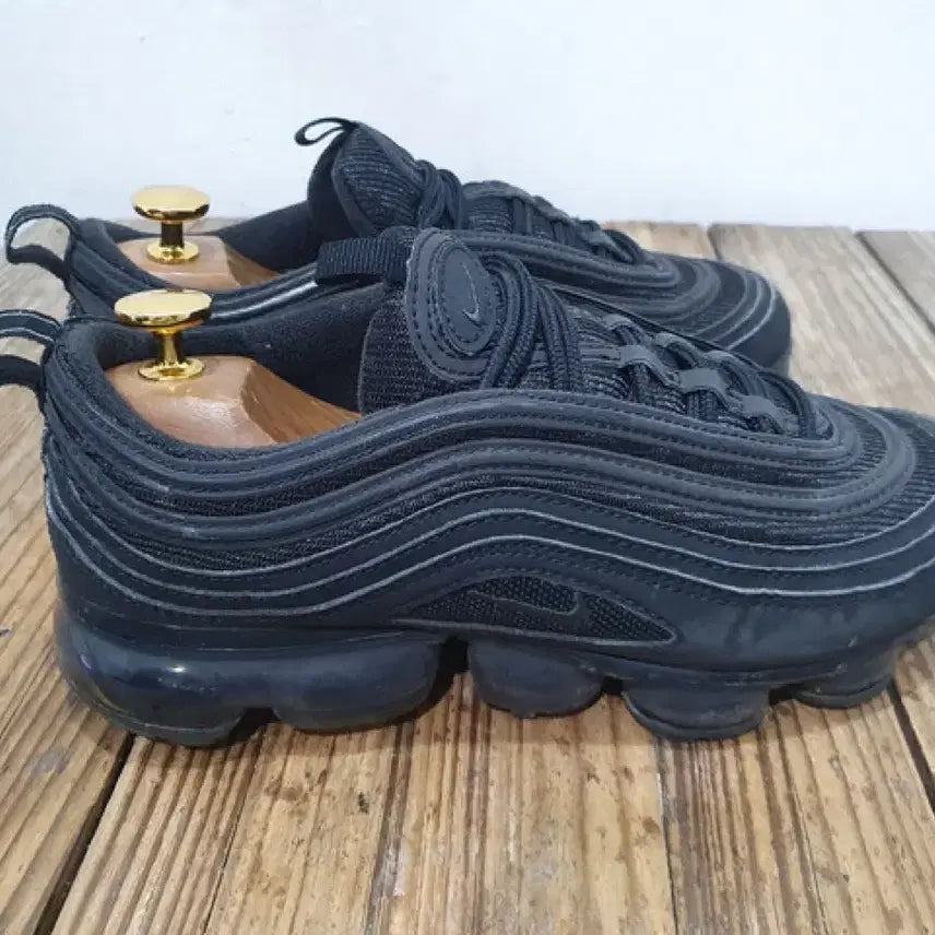 [SOLD OUT] 18년도 나이키 에어 베이퍼맥스 97 (240MM)