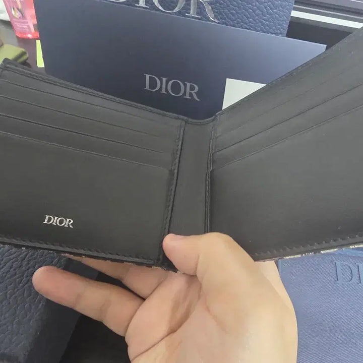[BUNJANG] 네고가능))베이지 &amp; 블랙 Dior Oblique 자카드 팝니다 / 네고가능))베이지 &amp; 블랙 Dior Oblique 자카드 팝니다