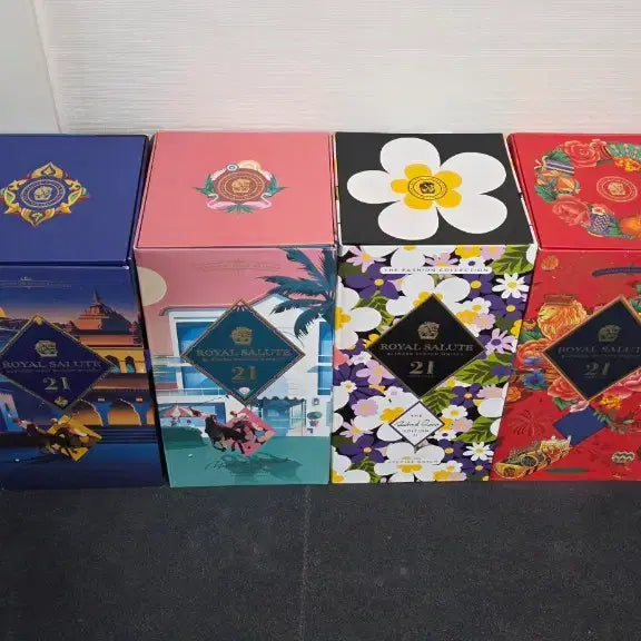 [BUNJANG] Royal Salute Whisky Bottle Bundle / 로얄살루트 위스키 공병 일괄