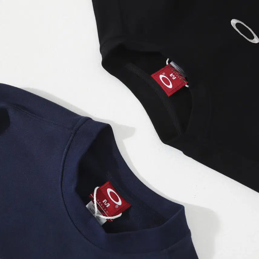 [BUNJANG] Oakley Japan Small Embroidered Logo Sweatshirt / 오클리 재팬 스몰 자수 로고 오리지널 맨투맨 S~XL 아울렛 새상품