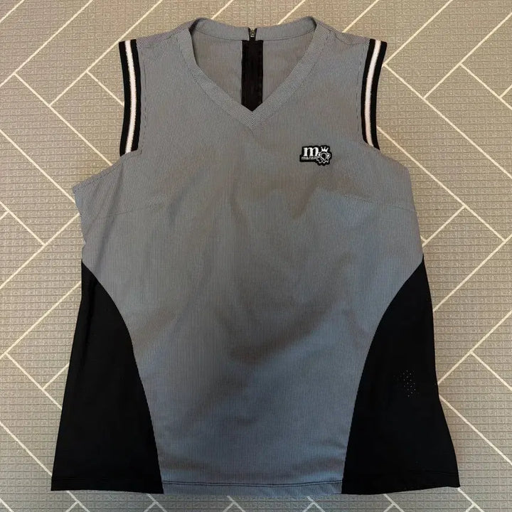 [SOLD OUT] 마코 스포츠 여성 민소매 티셔츠 / 90사이즈